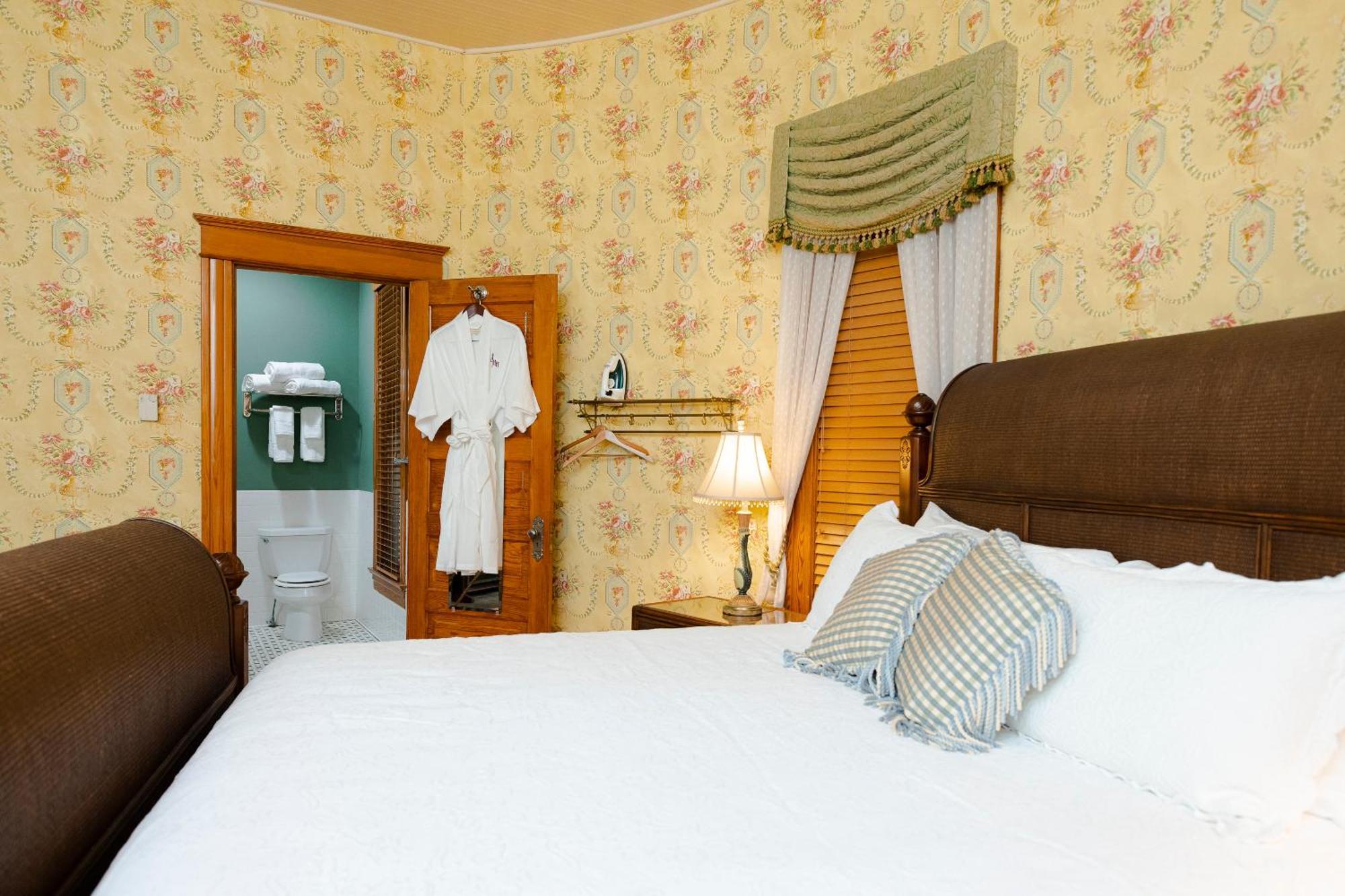 Hotel Captain Henderson House Arkadelphia Habitación foto